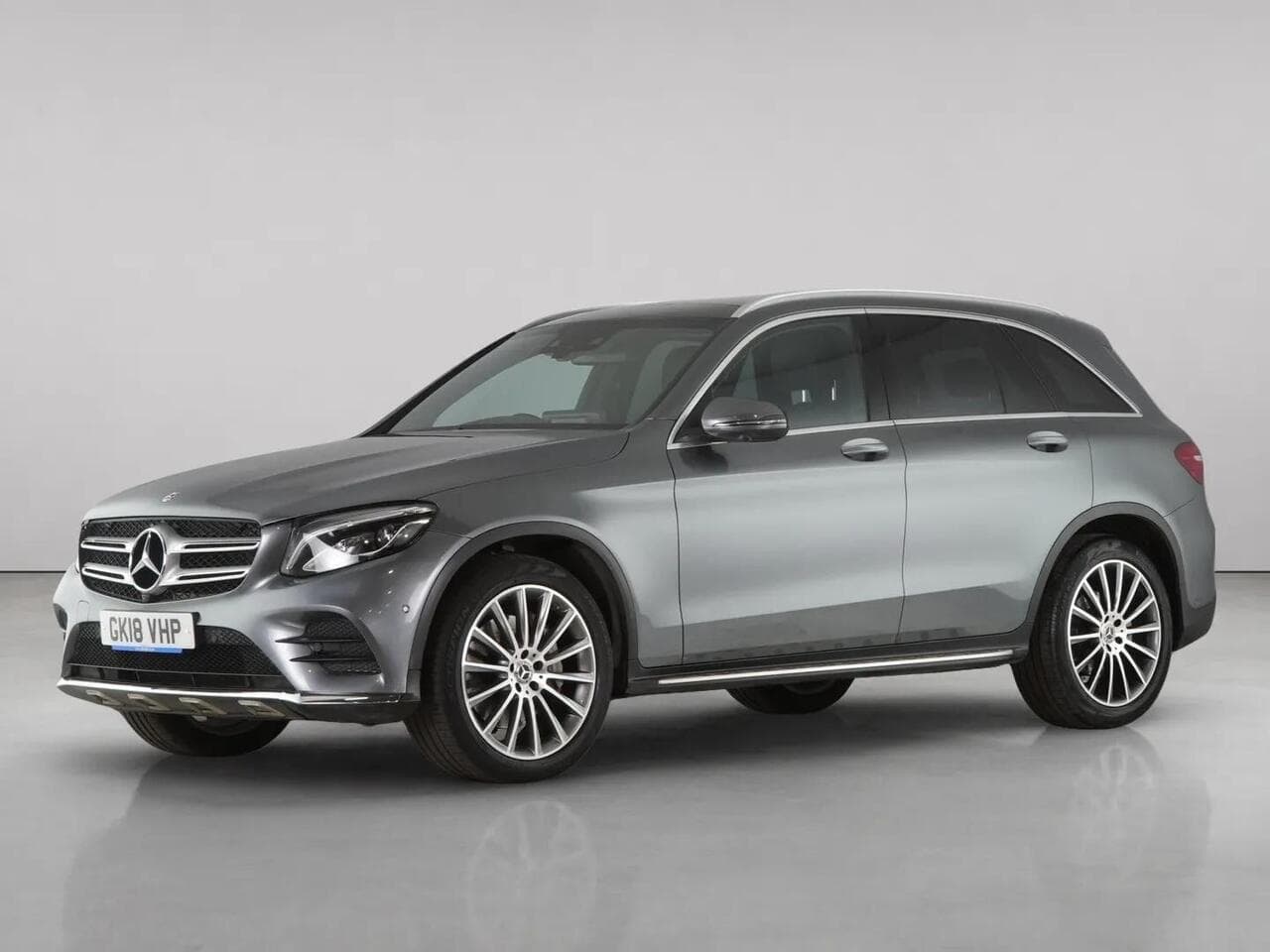 Mercedes-Benz GLC thumbnail Front Left