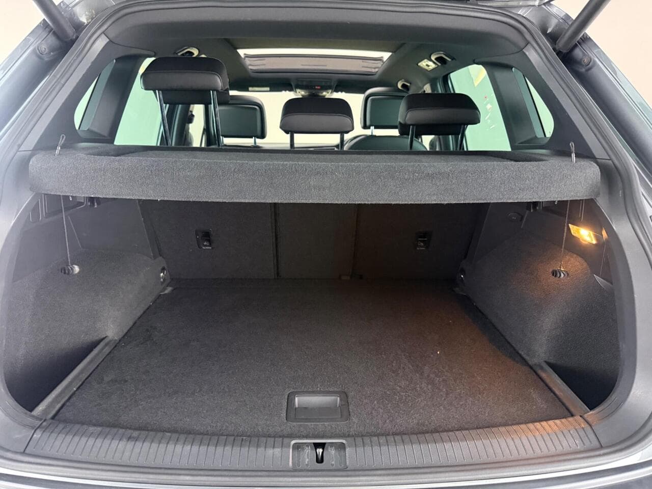 Volkswagen Tiguan thumbnail Boot