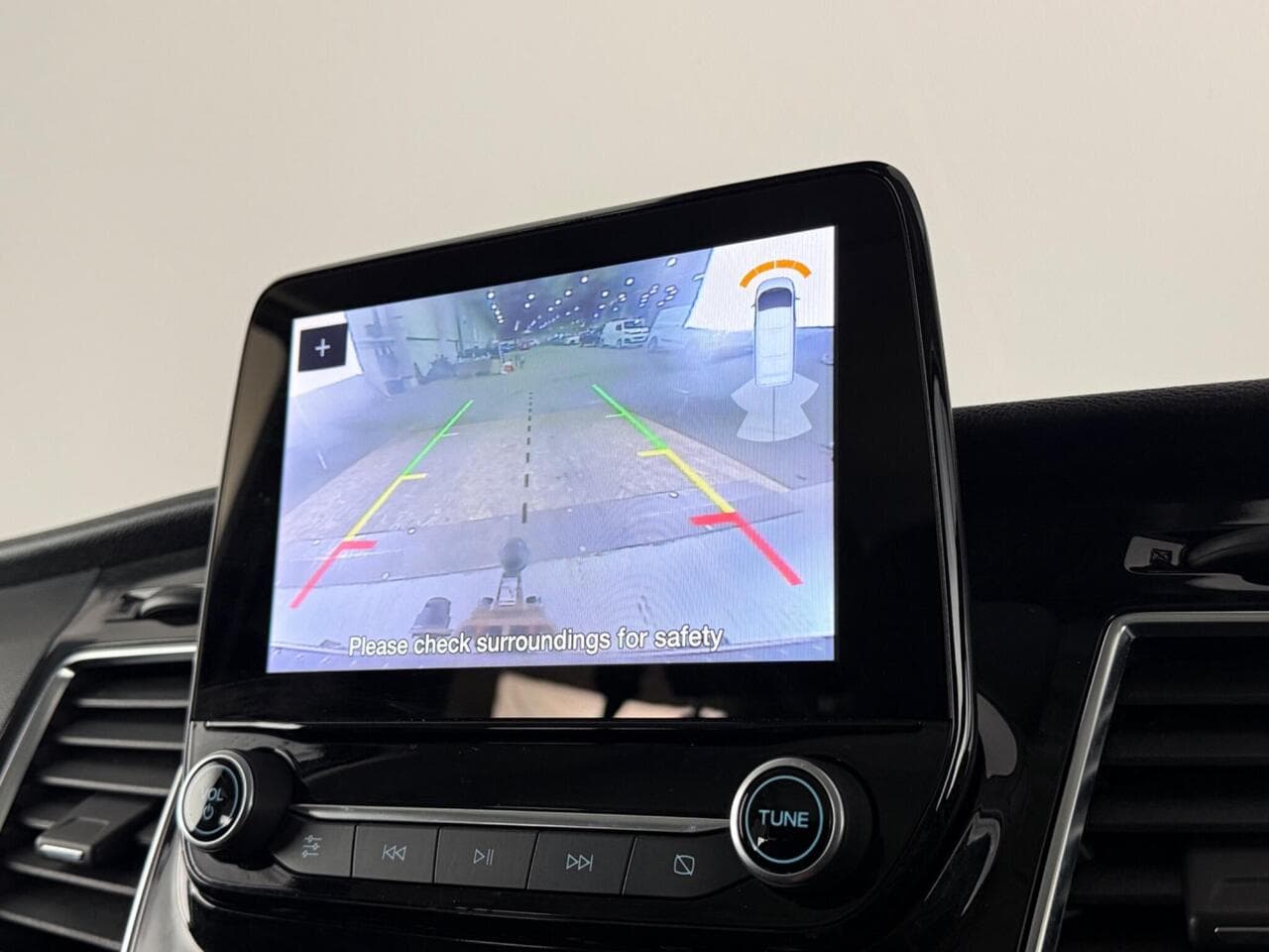 Ford Transit Custom thumbnail Infotainment System