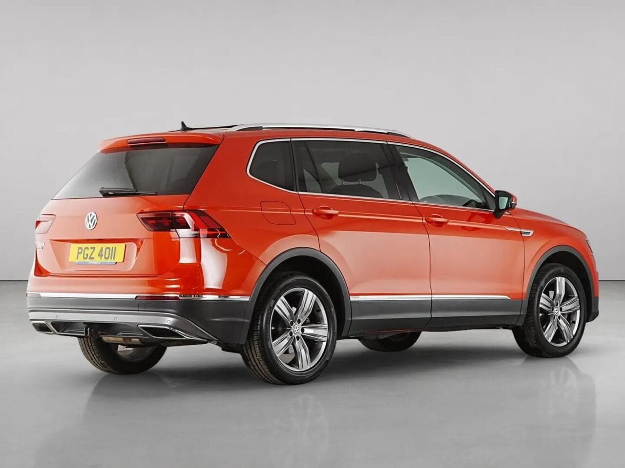 Volkswagen Tiguan Allspace thumbnail Rear Right
