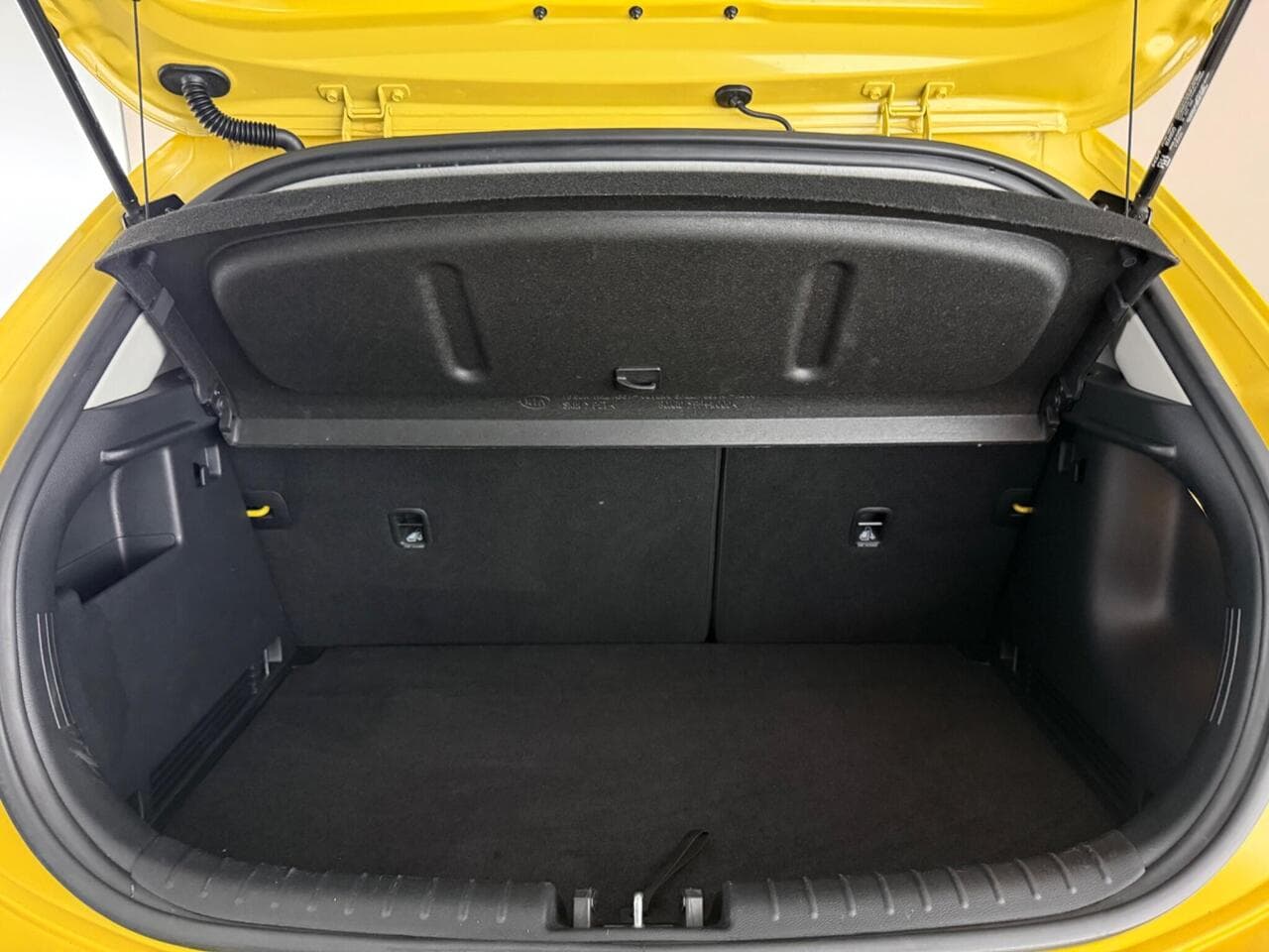 Kia Rio thumbnail Boot