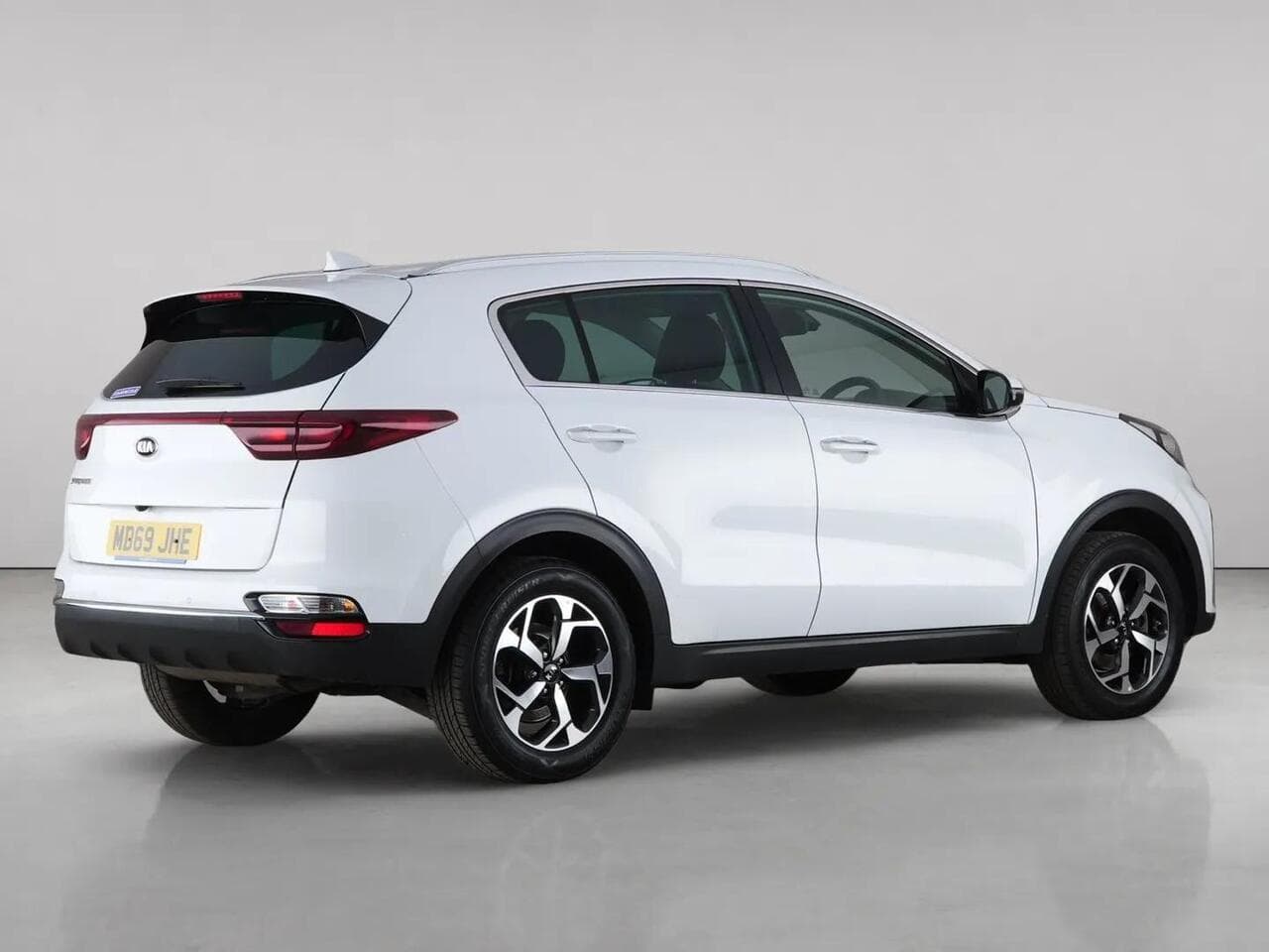 Kia Sportage thumbnail Rear Right