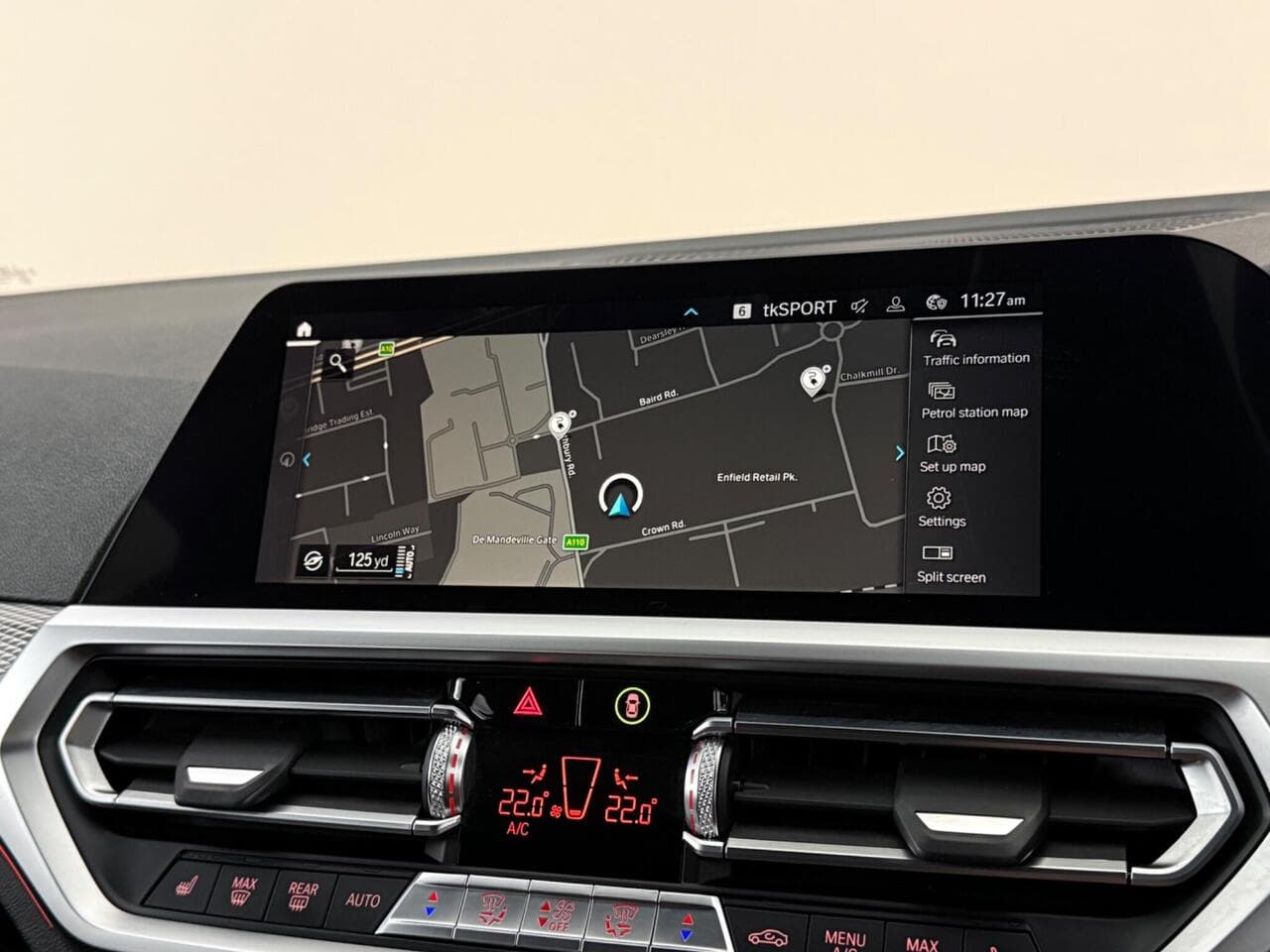 BMW 3 Series thumbnail Infotainment System