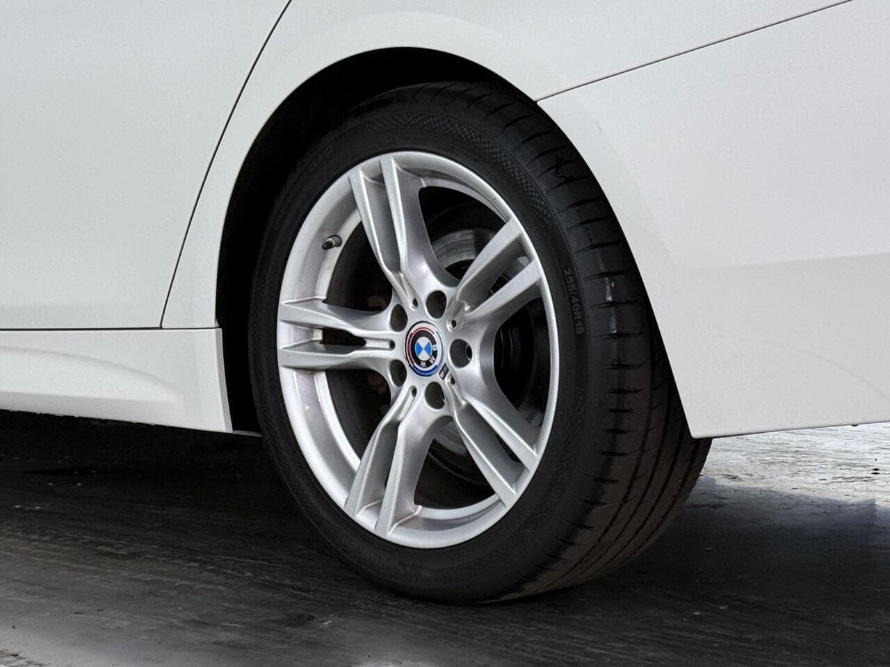 BMW 4 Series Gran Coupe thumbnail Wheel
