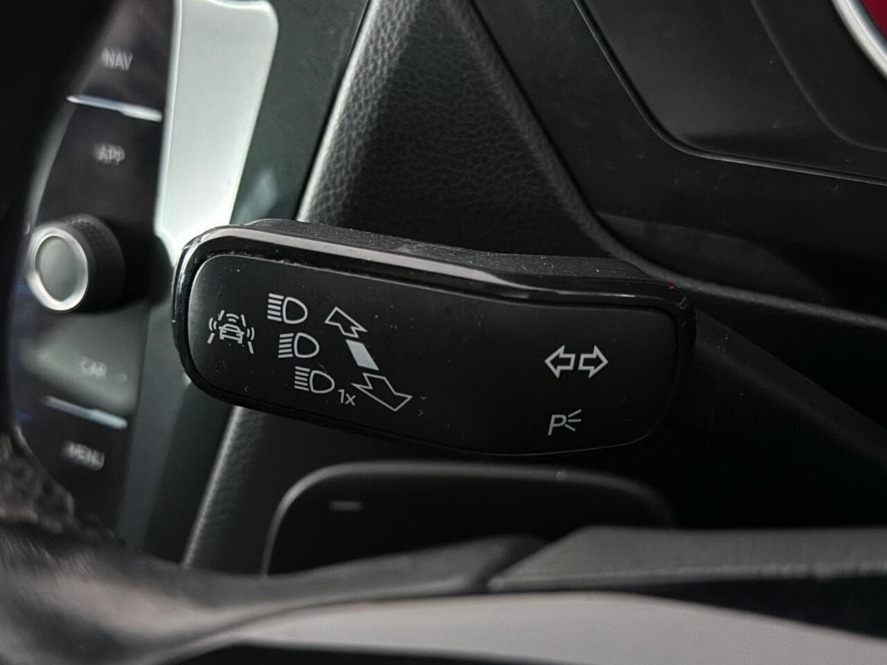Volkswagen Tiguan thumbnail Misc Controls