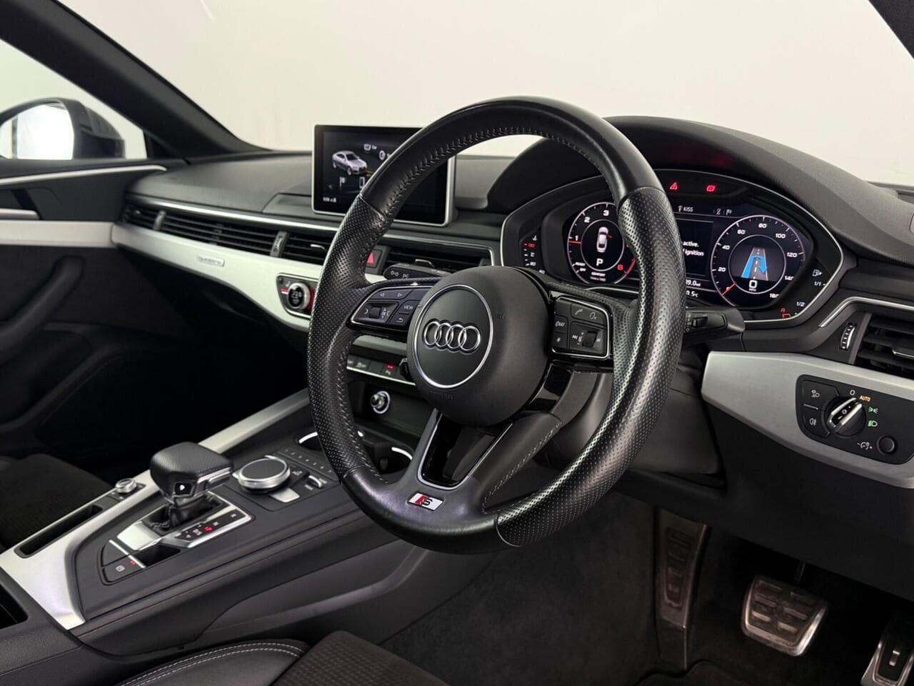 Audi A5 thumbnail Interior Front