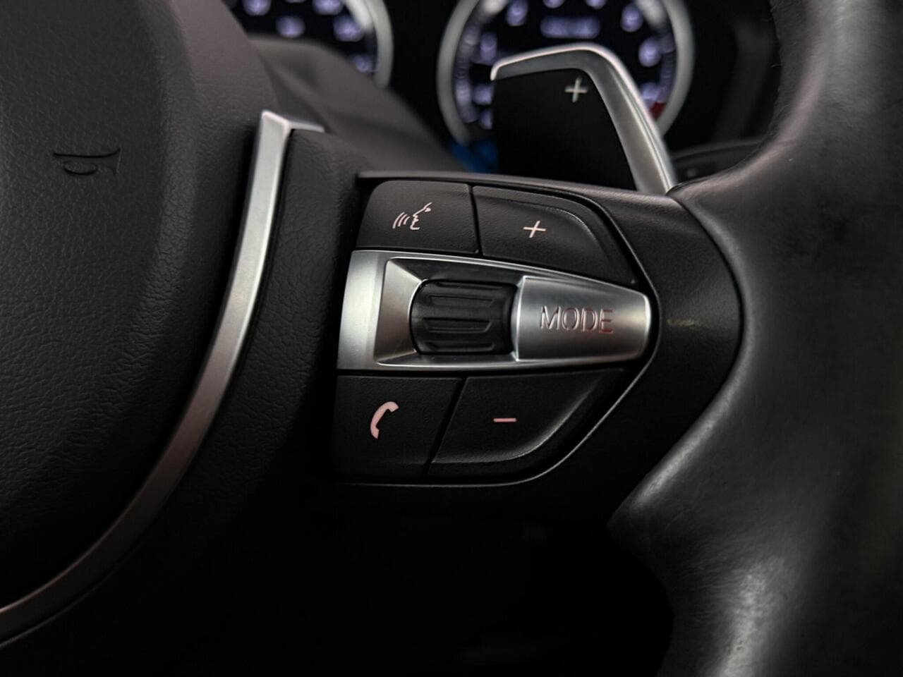 BMW 2 Series thumbnail Misc Controls
