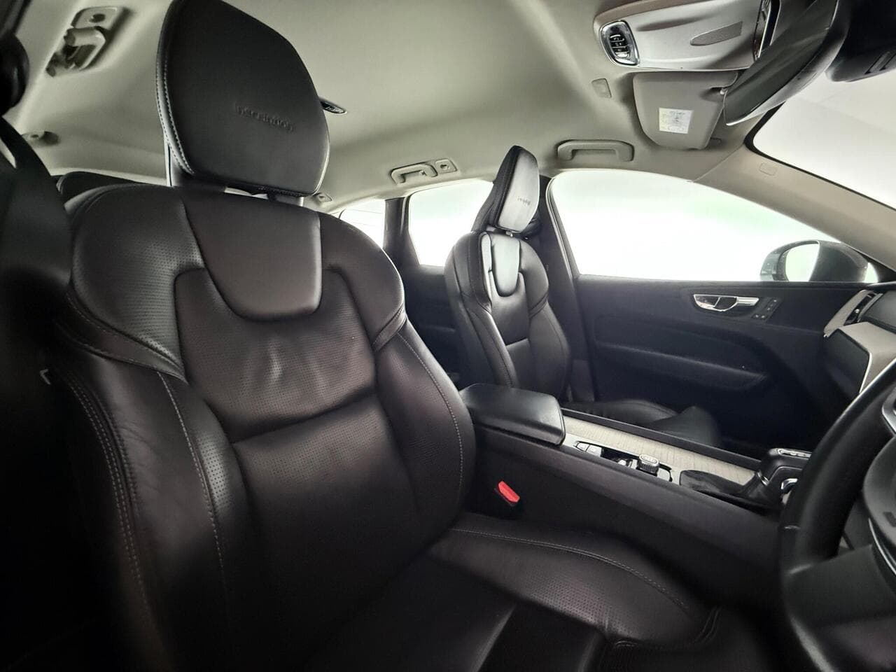 Volvo XC60 thumbnail Seat Driver
