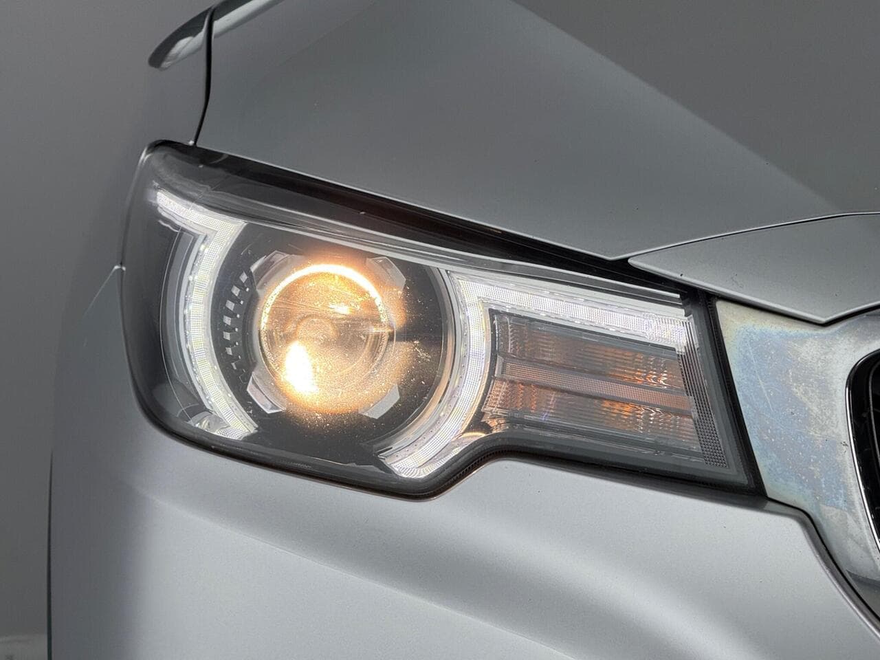 MG MG ZS thumbnail Lights Front