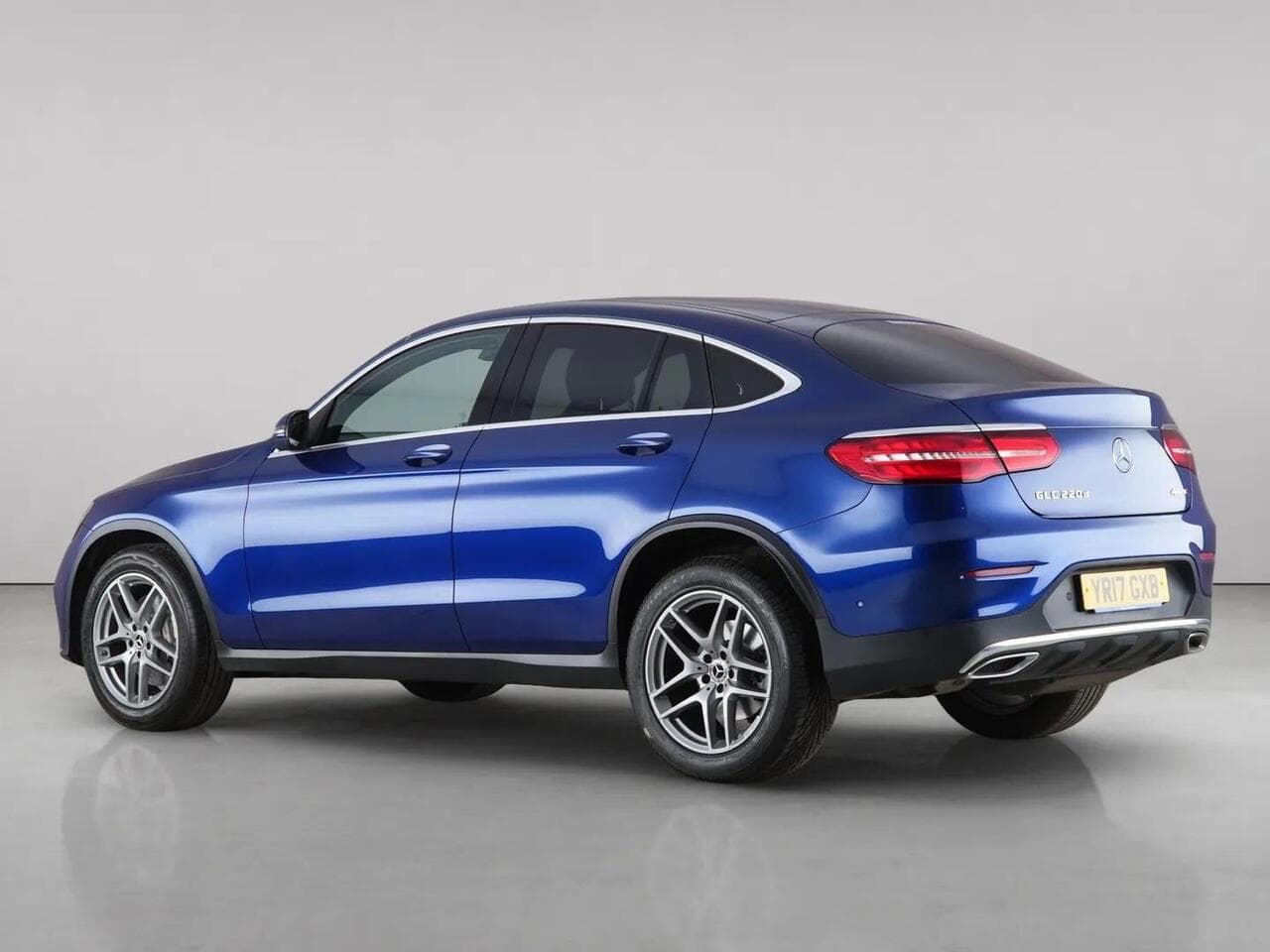 Mercedes-Benz GLC thumbnail Rear Left