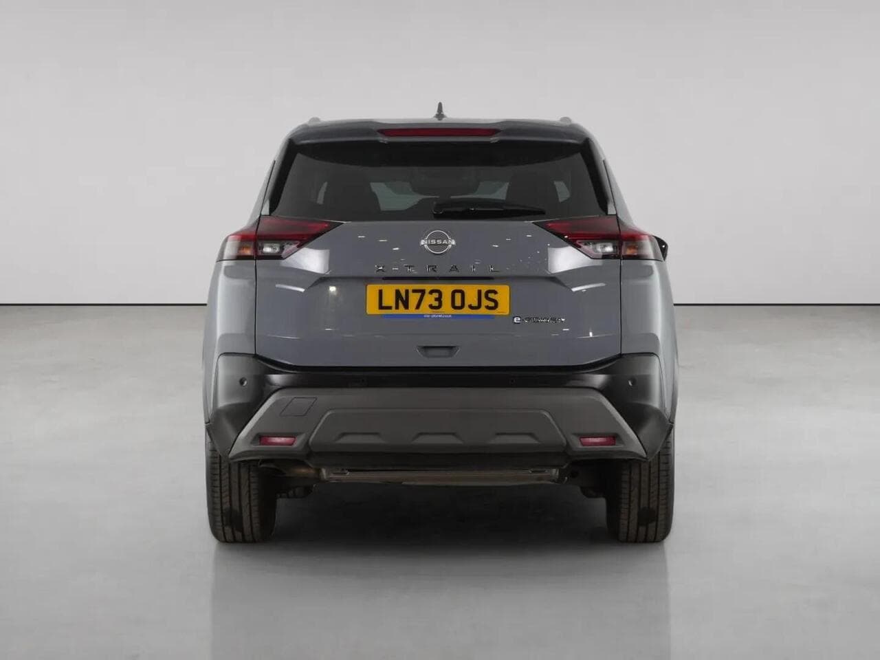 Nissan X-Trail thumbnail Rear