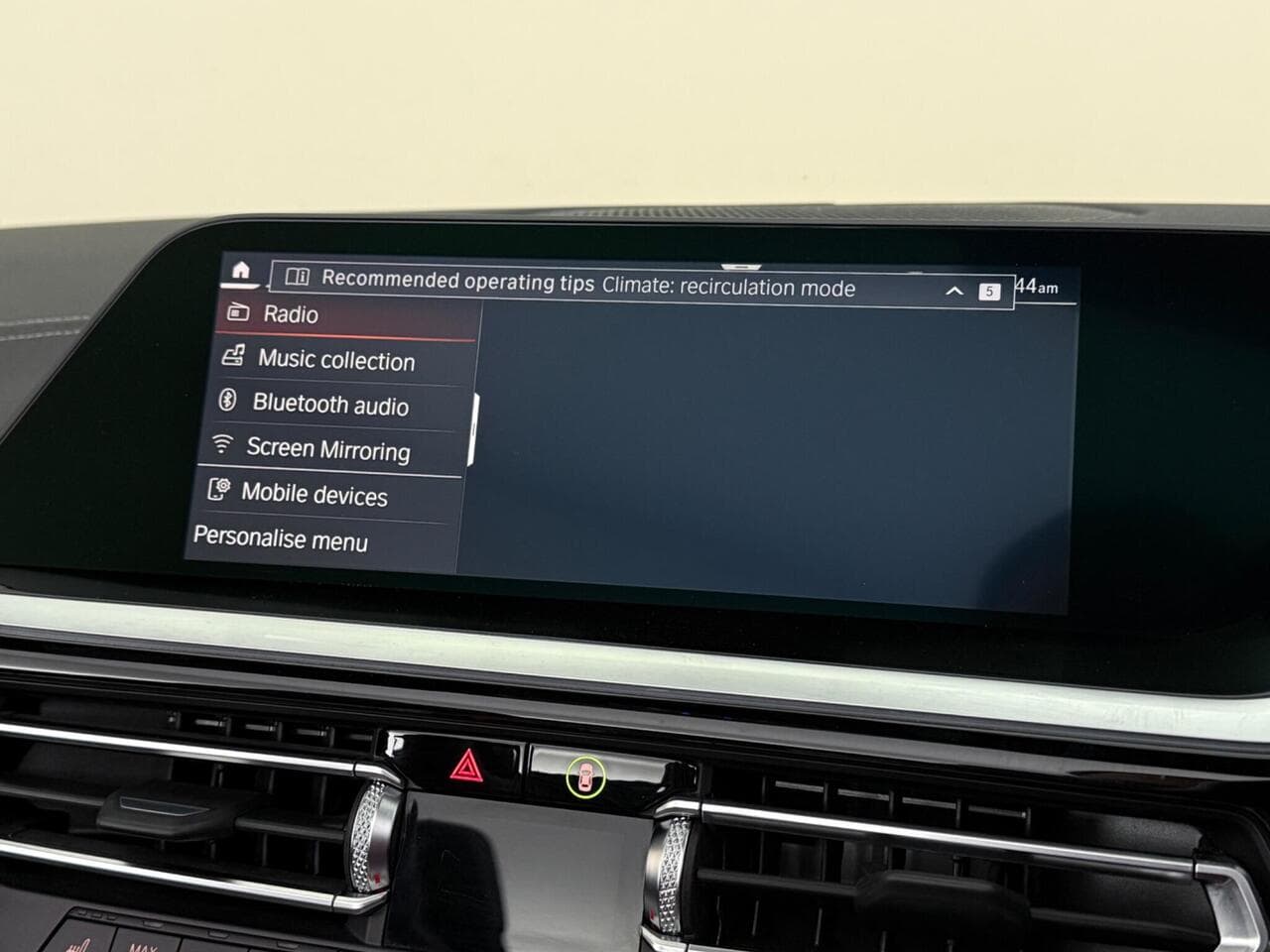BMW Z4 thumbnail Infotainment System