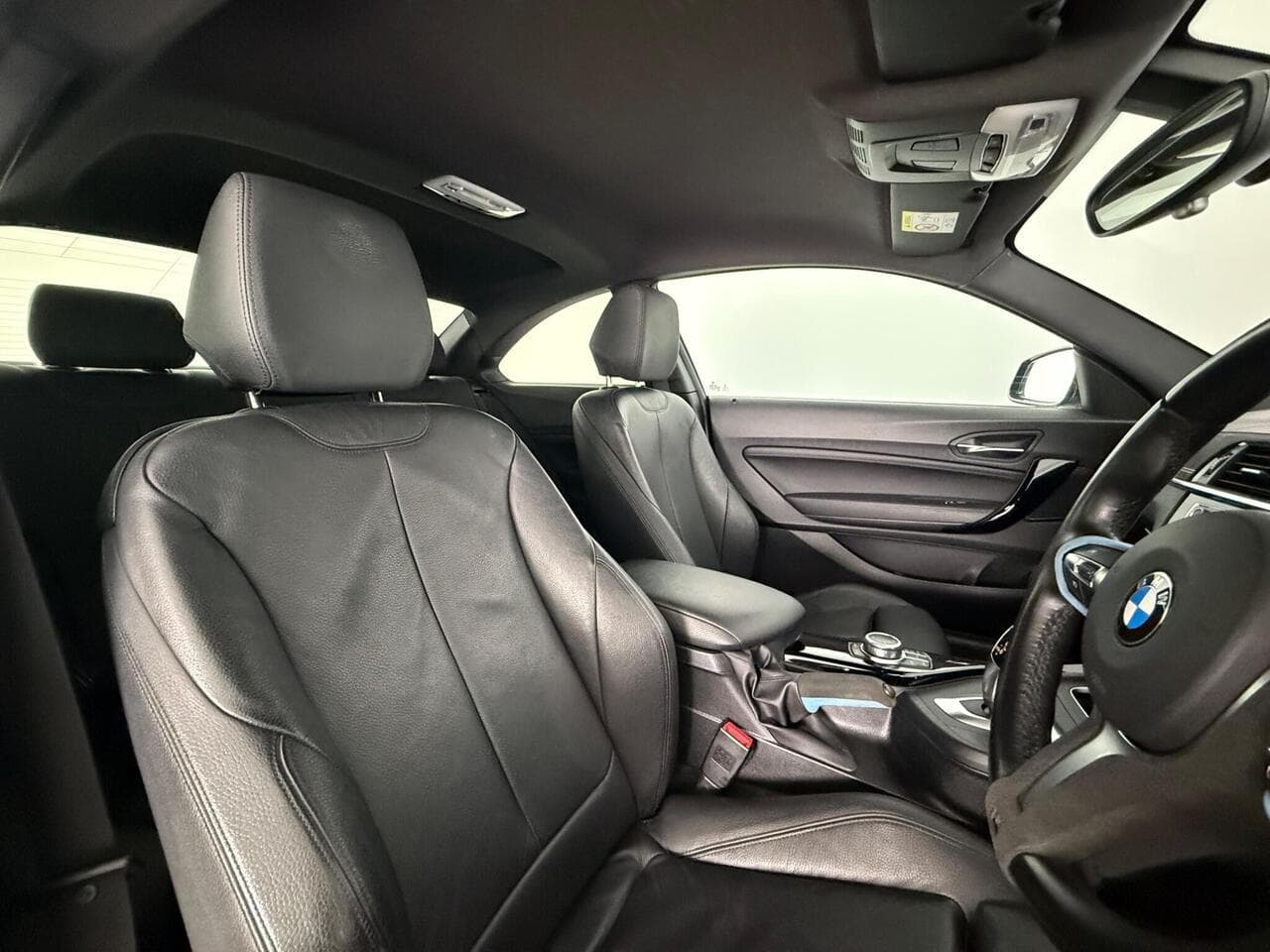 BMW 2 Series thumbnail Seat Driver