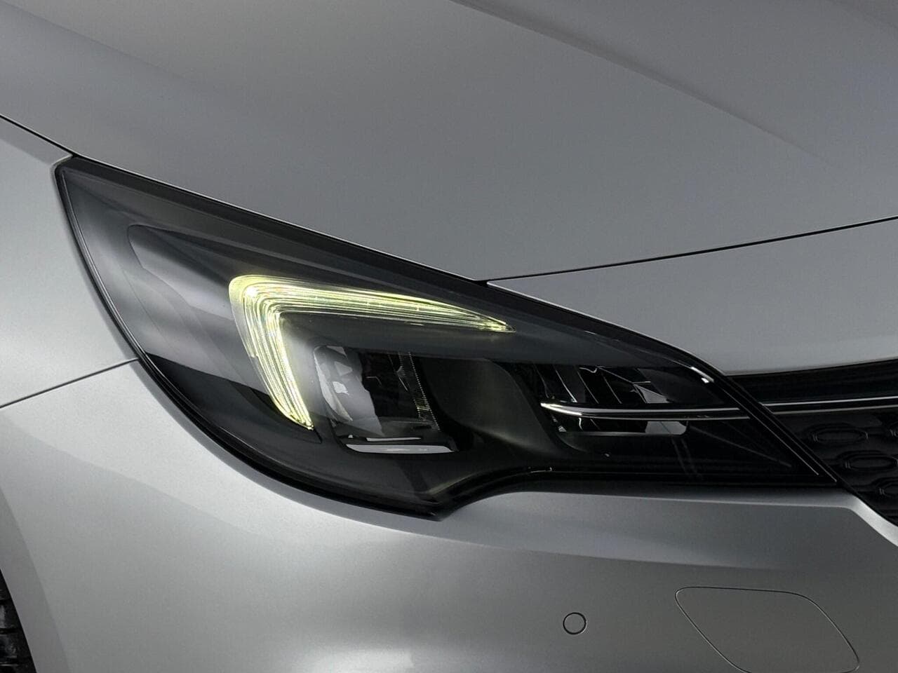 Vauxhall Astra thumbnail Lights Front