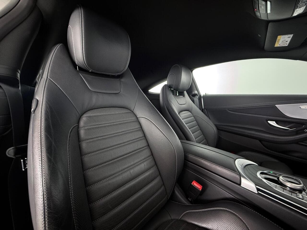 Mercedes-Benz C Class thumbnail Seat Driver