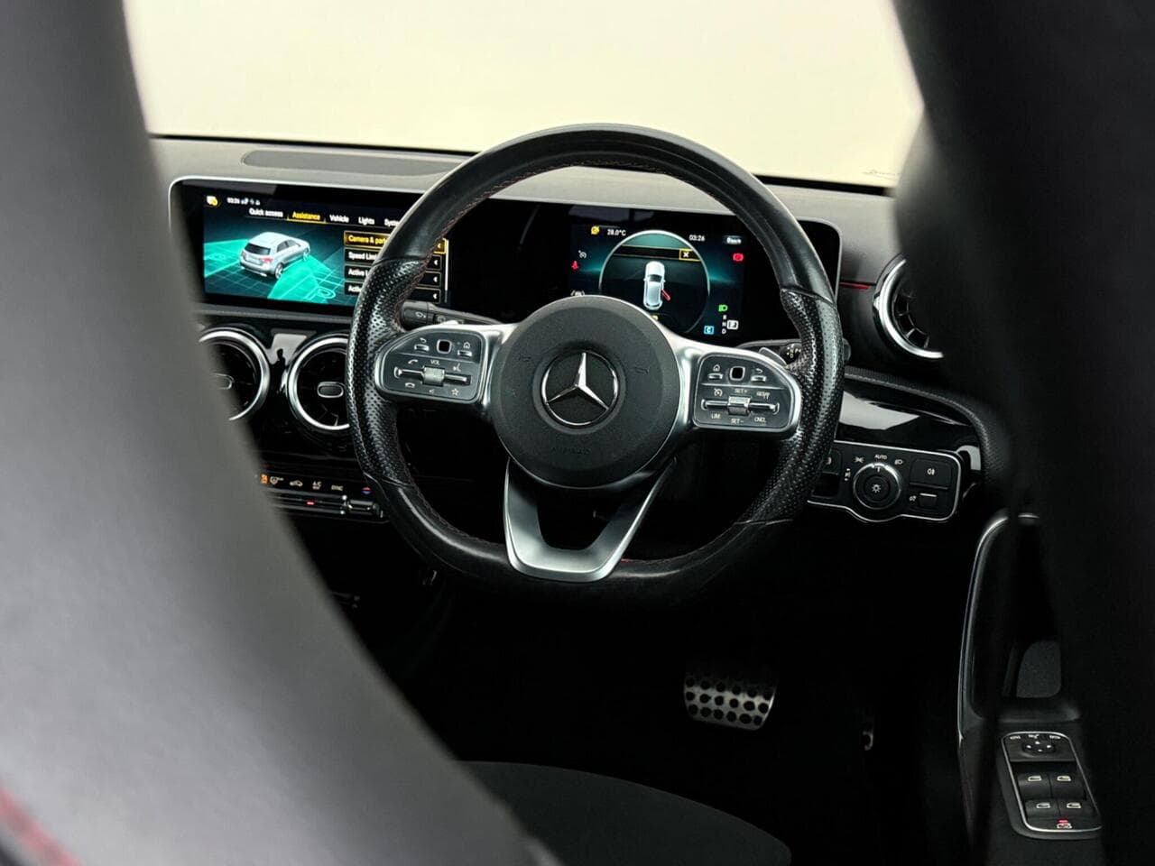 Mercedes-Benz A Class thumbnail Steering Wheel