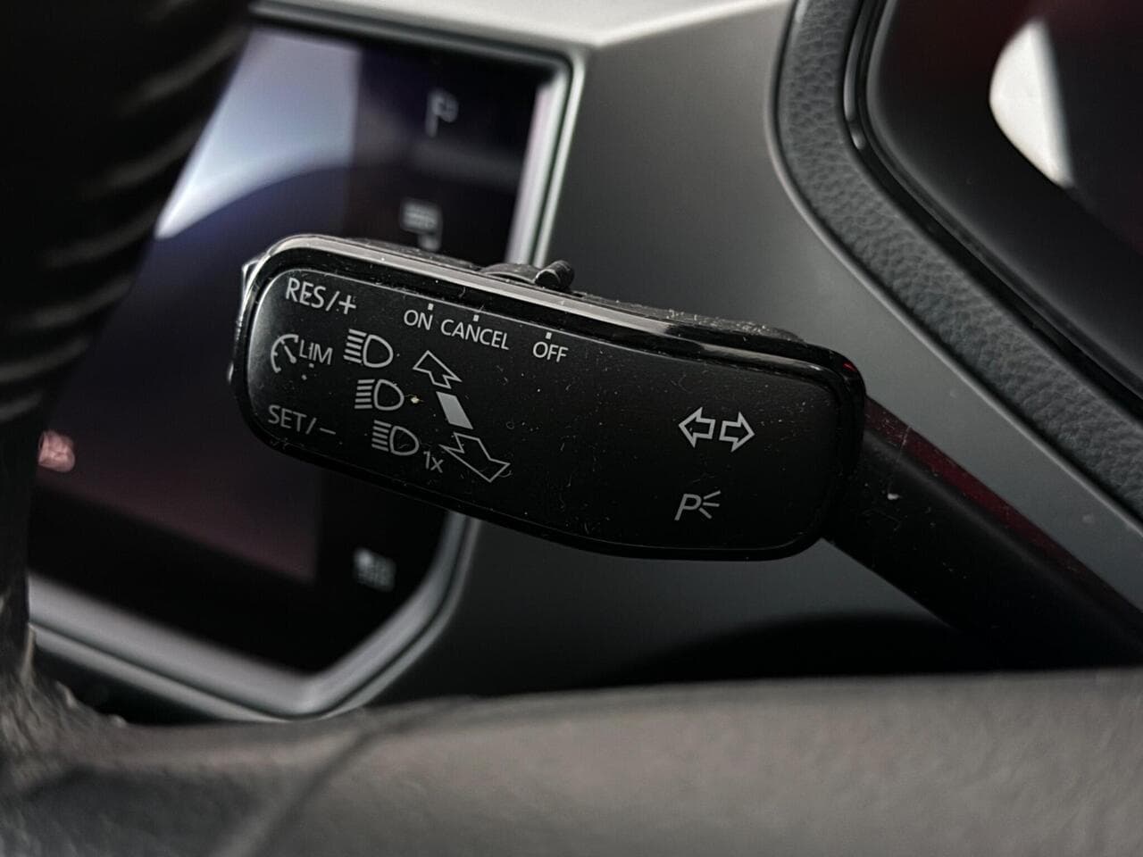 SEAT Ibiza thumbnail Misc Controls