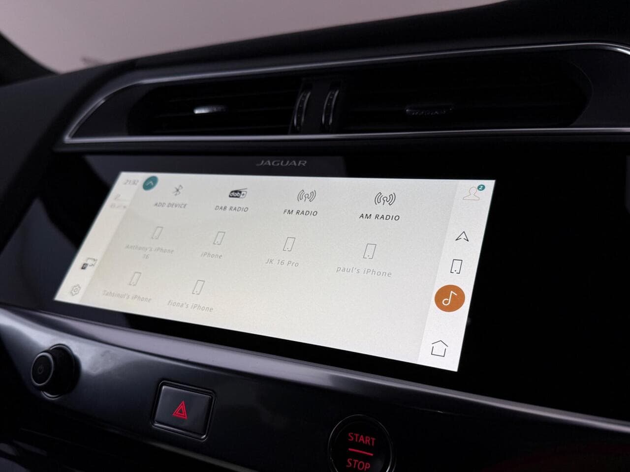 Jaguar I-PACE thumbnail Infotainment System