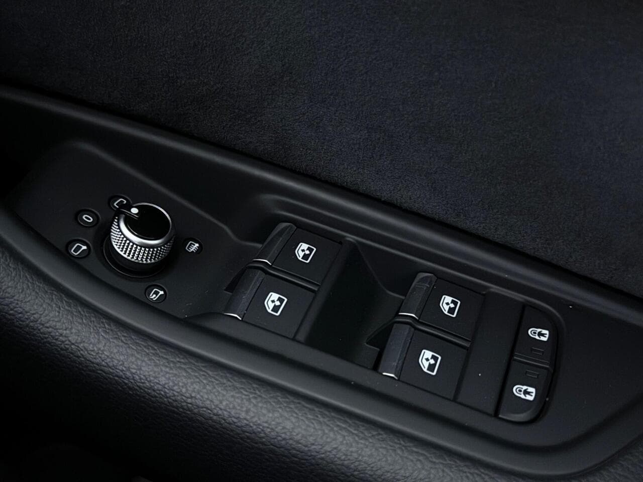 Audi A4 Avant thumbnail Misc Controls
