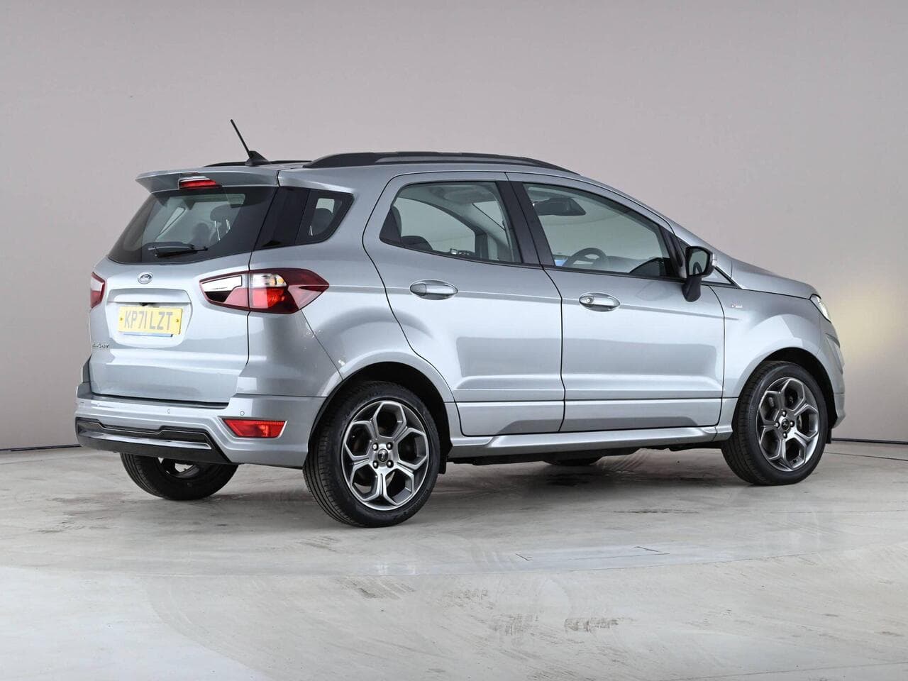 Ford EcoSport thumbnail Rear Right