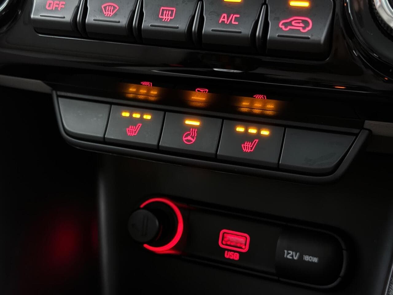 Kia Sportage thumbnail Misc Controls