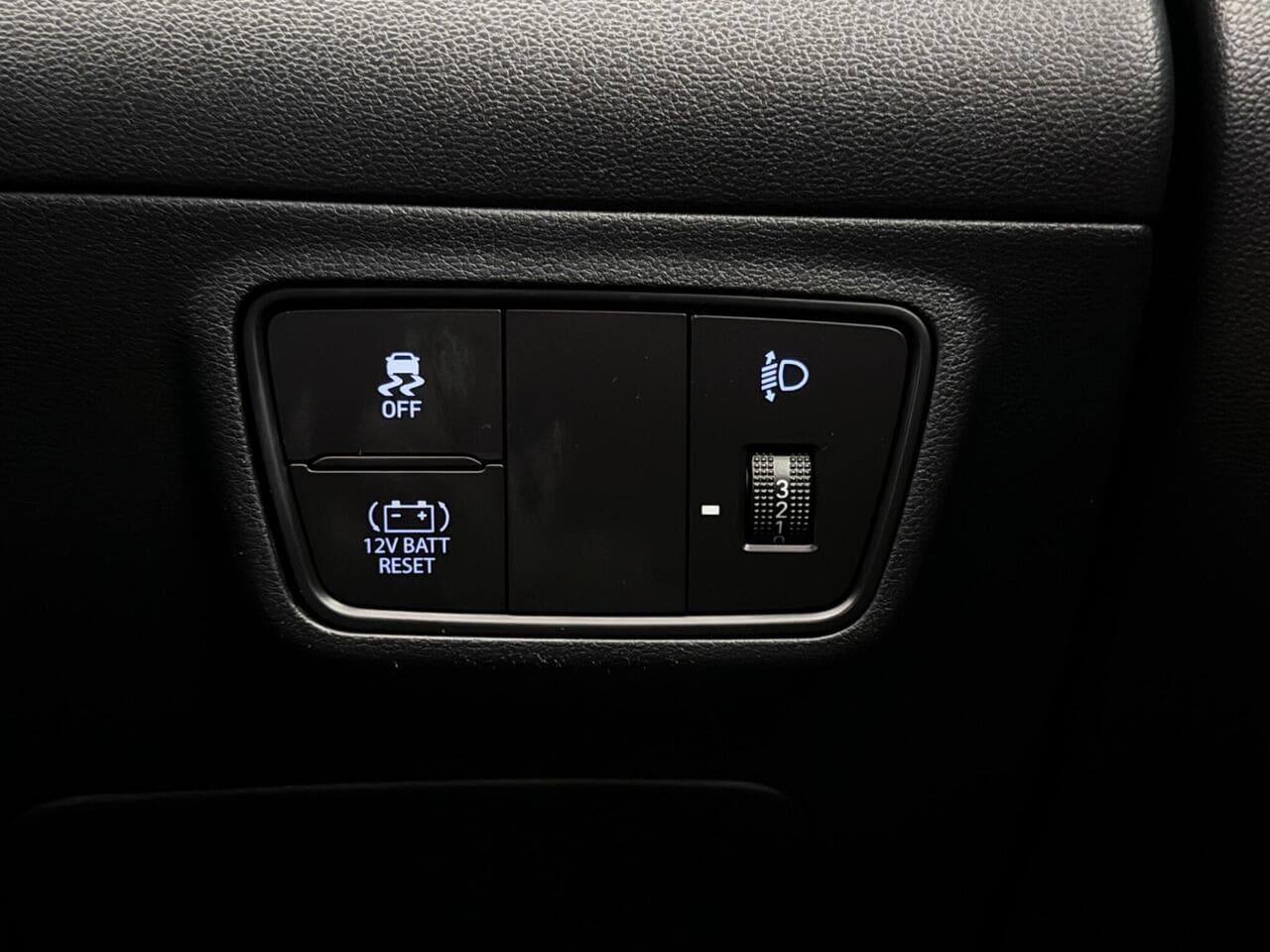 Hyundai TUCSON thumbnail Misc Controls