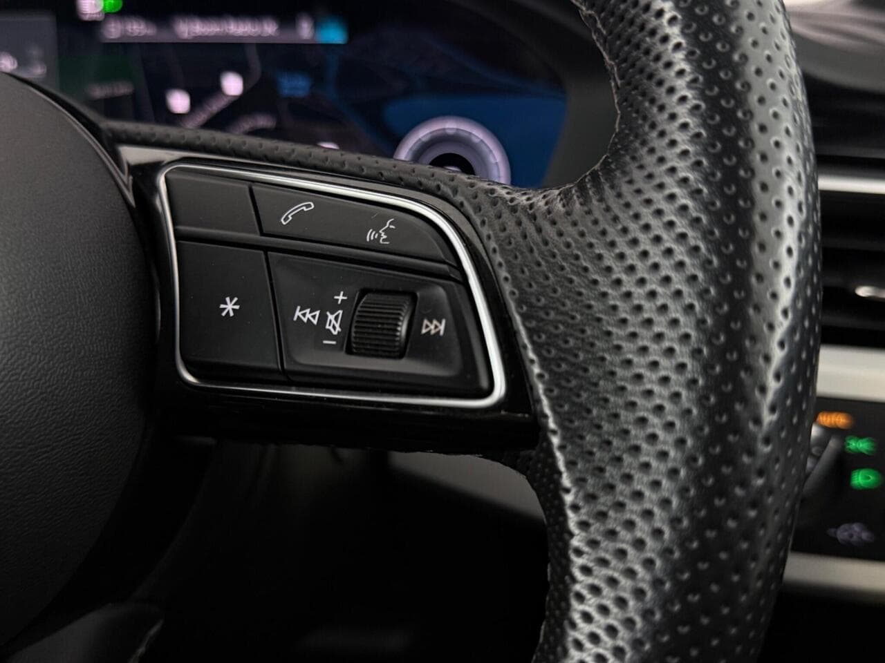 Audi A4 thumbnail Misc Controls