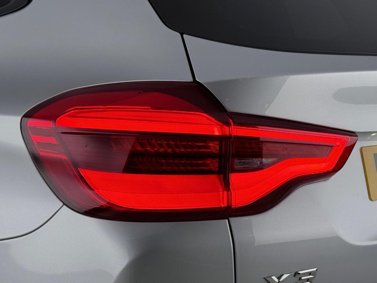 BMW X3 thumbnail Lights Rear