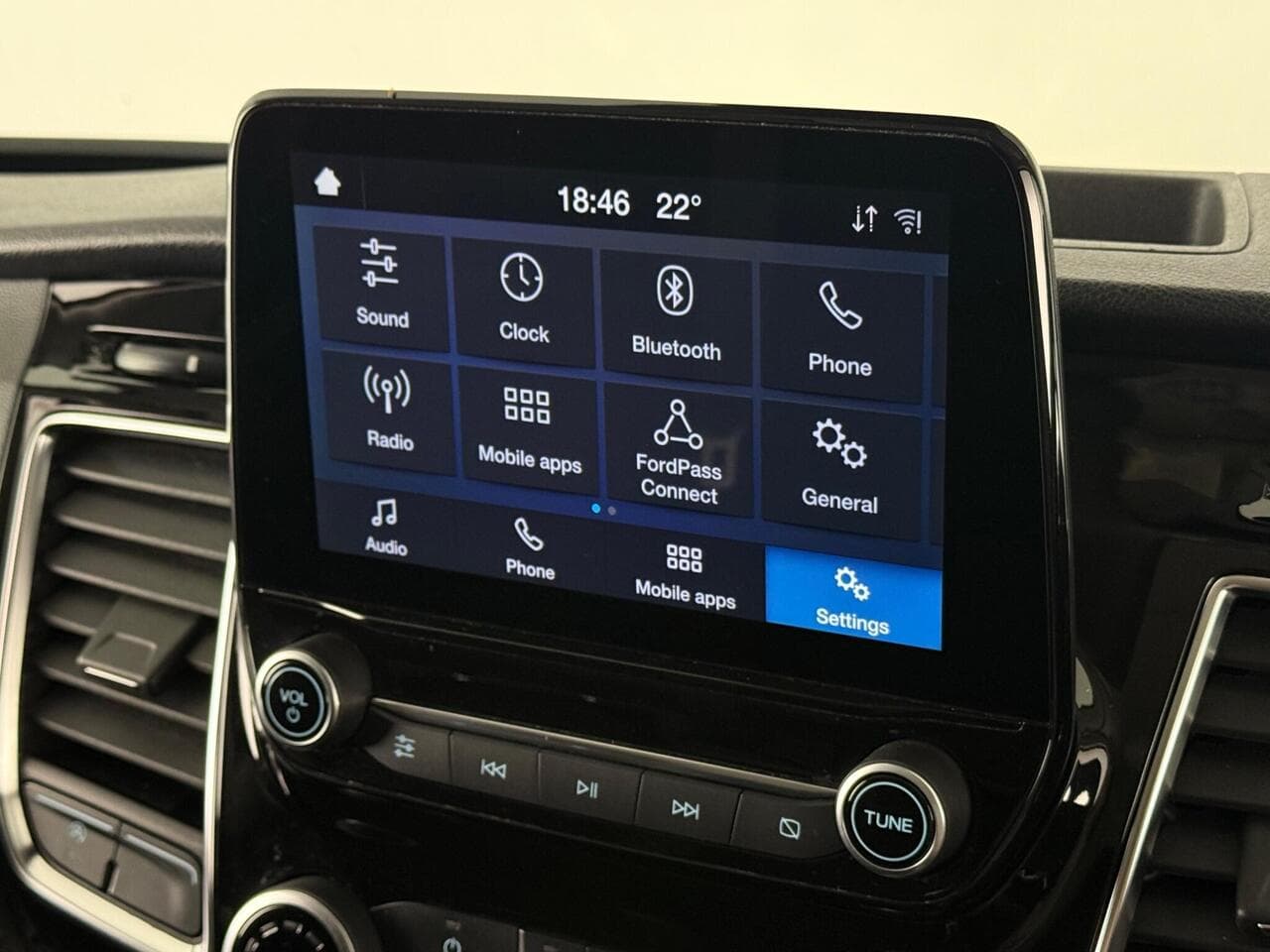 Ford Transit Custom thumbnail Infotainment System