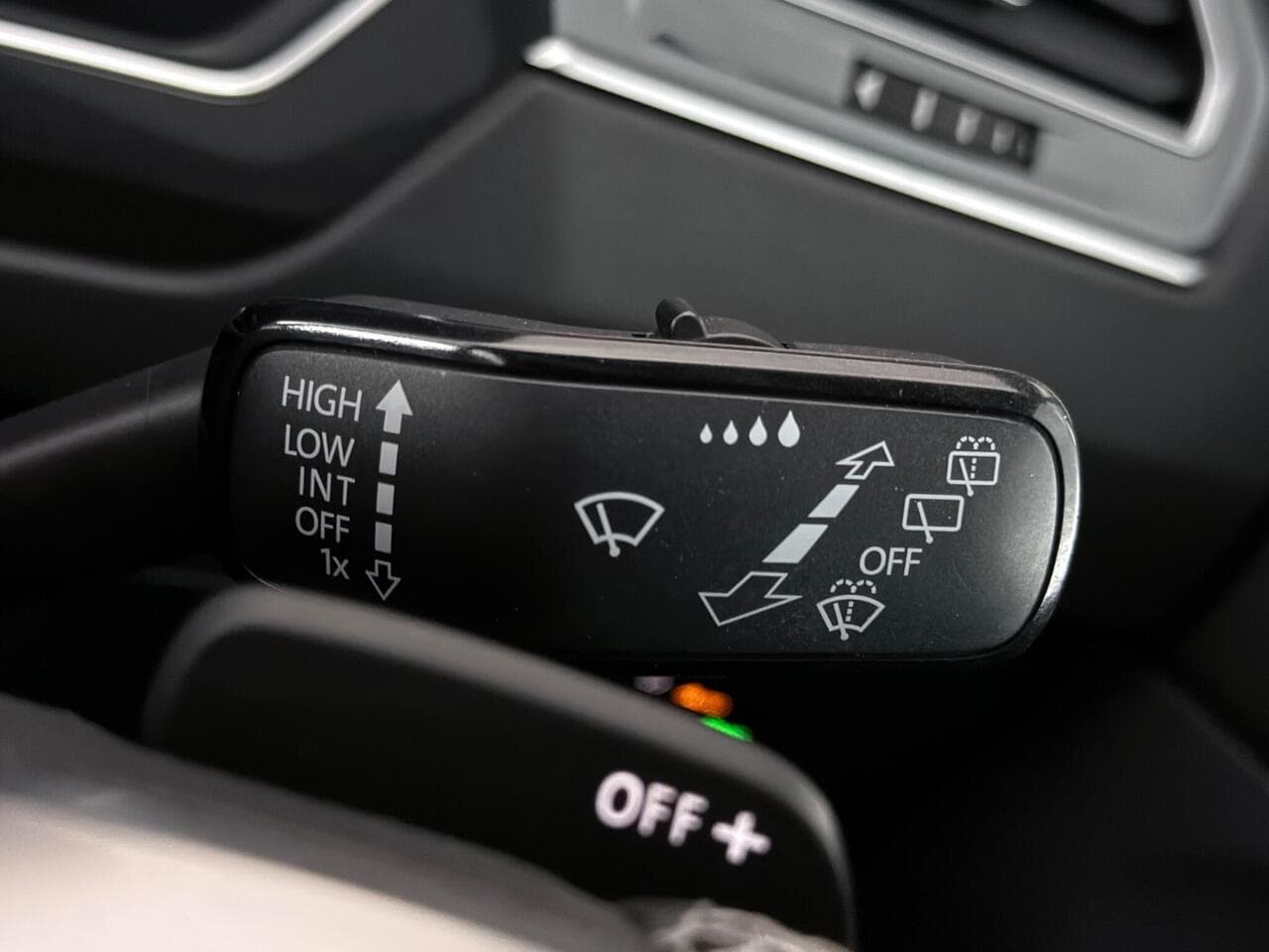Volkswagen Tiguan thumbnail Misc Controls