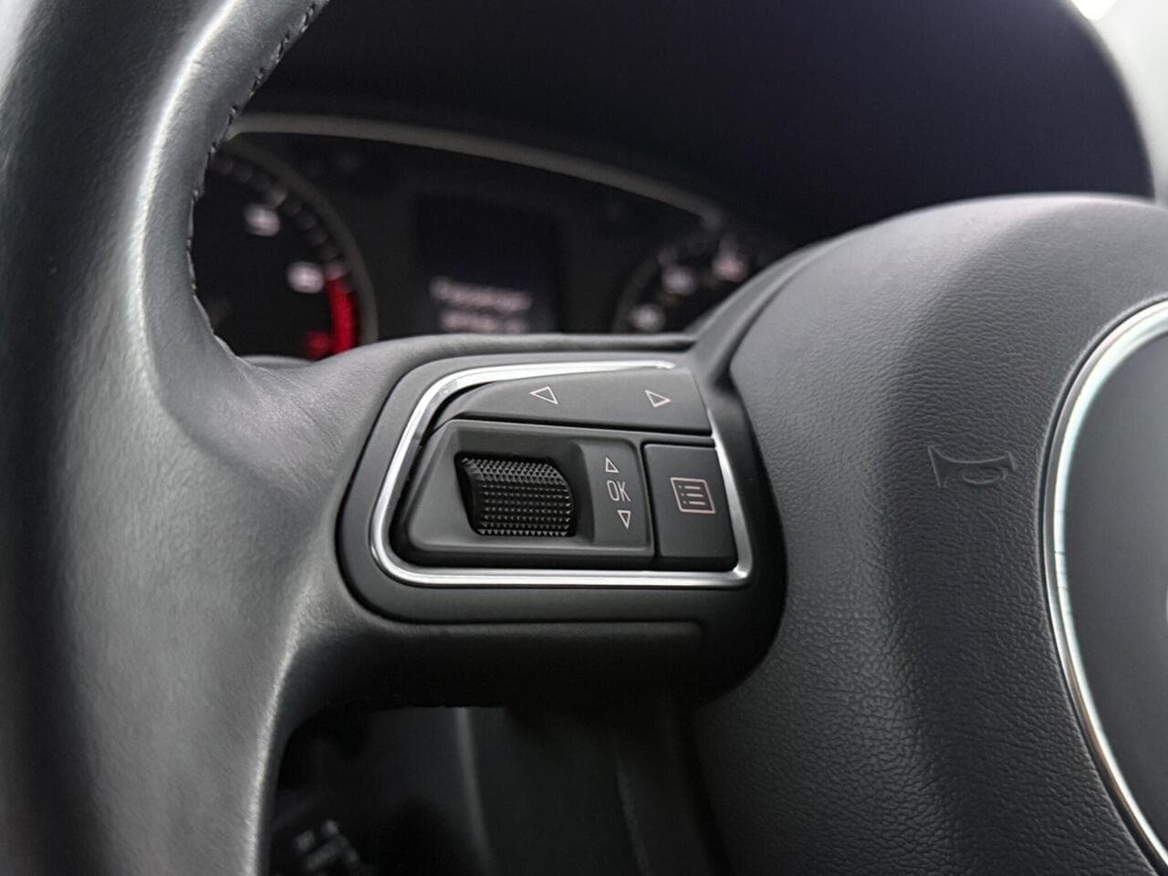 Audi A1 thumbnail Misc Controls