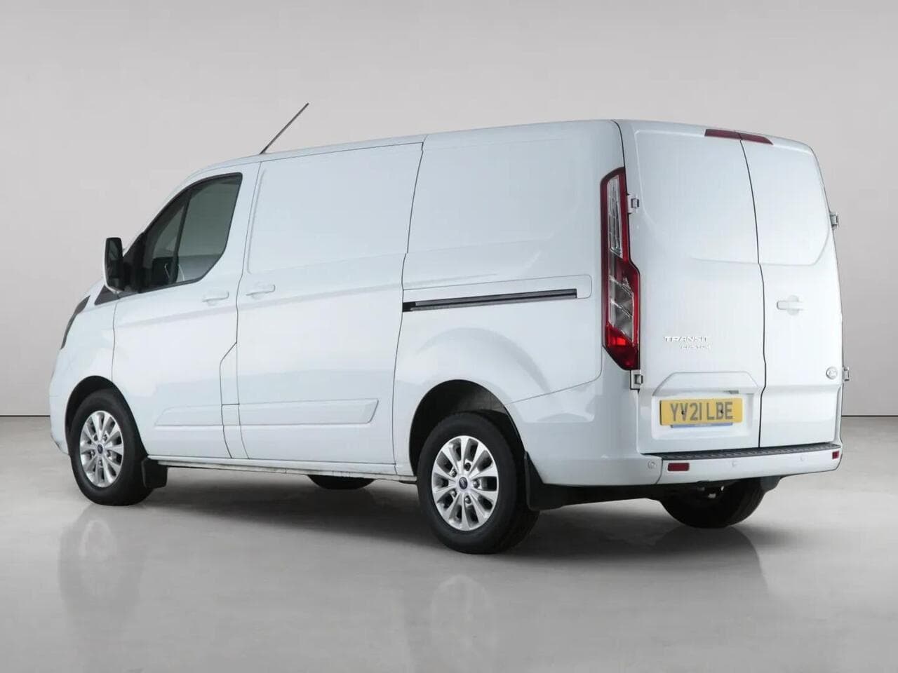 Ford Transit Custom thumbnail Rear Left