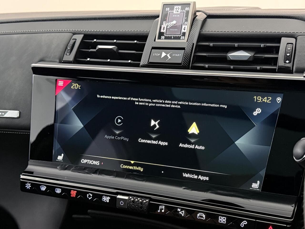 DS AUTOMOBILES DS 7 CROSSBACK thumbnail Infotainment System