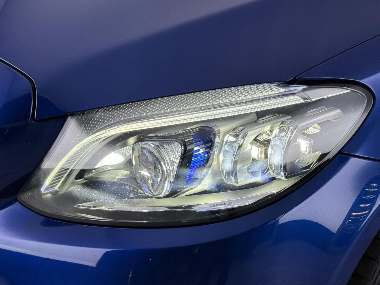 Mercedes-Benz C Class thumbnail Lights Front