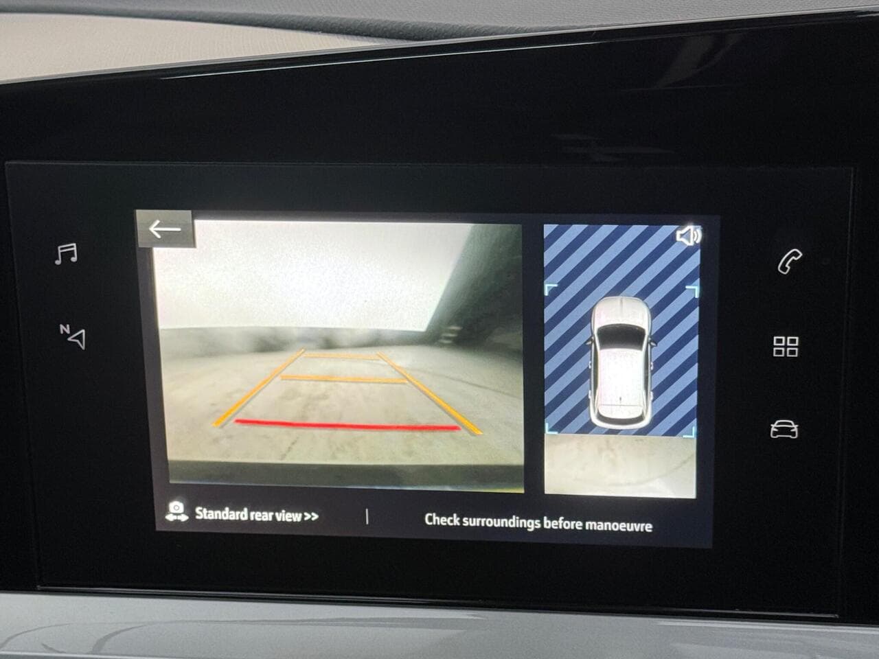 Vauxhall Mokka thumbnail Infotainment System