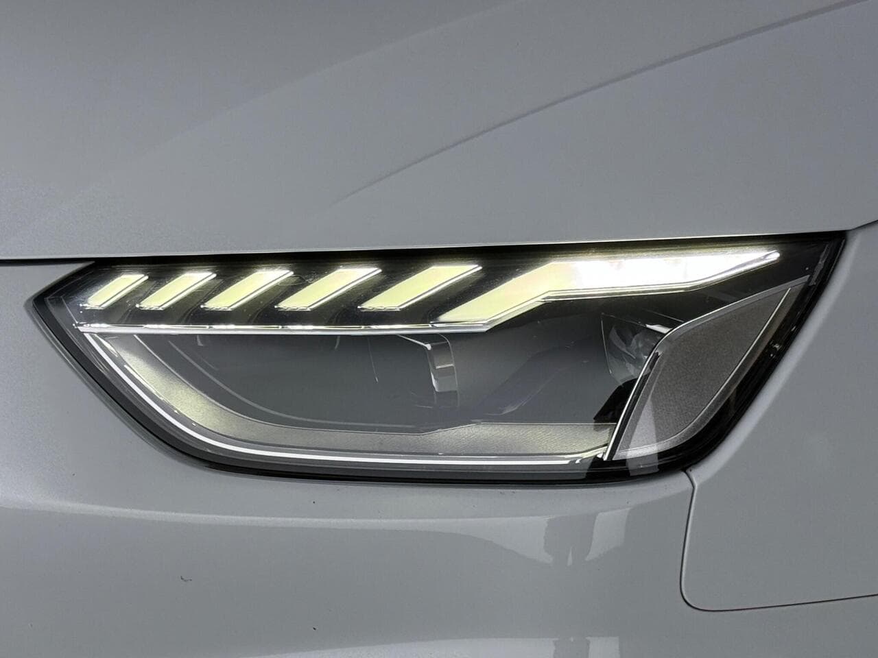 Audi A4 Avant thumbnail Inconclusive