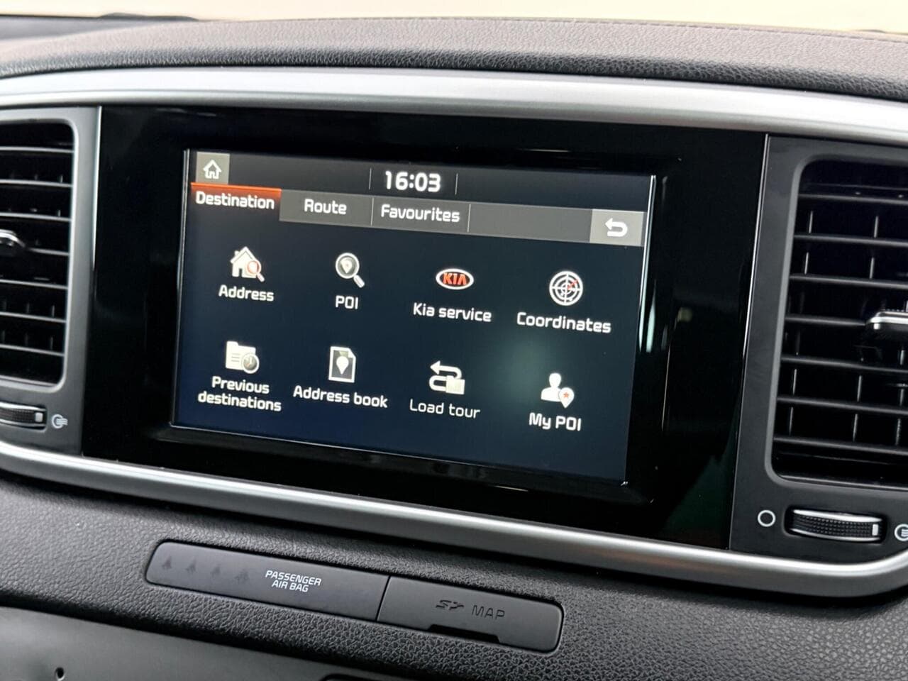 Kia Sportage thumbnail Infotainment System