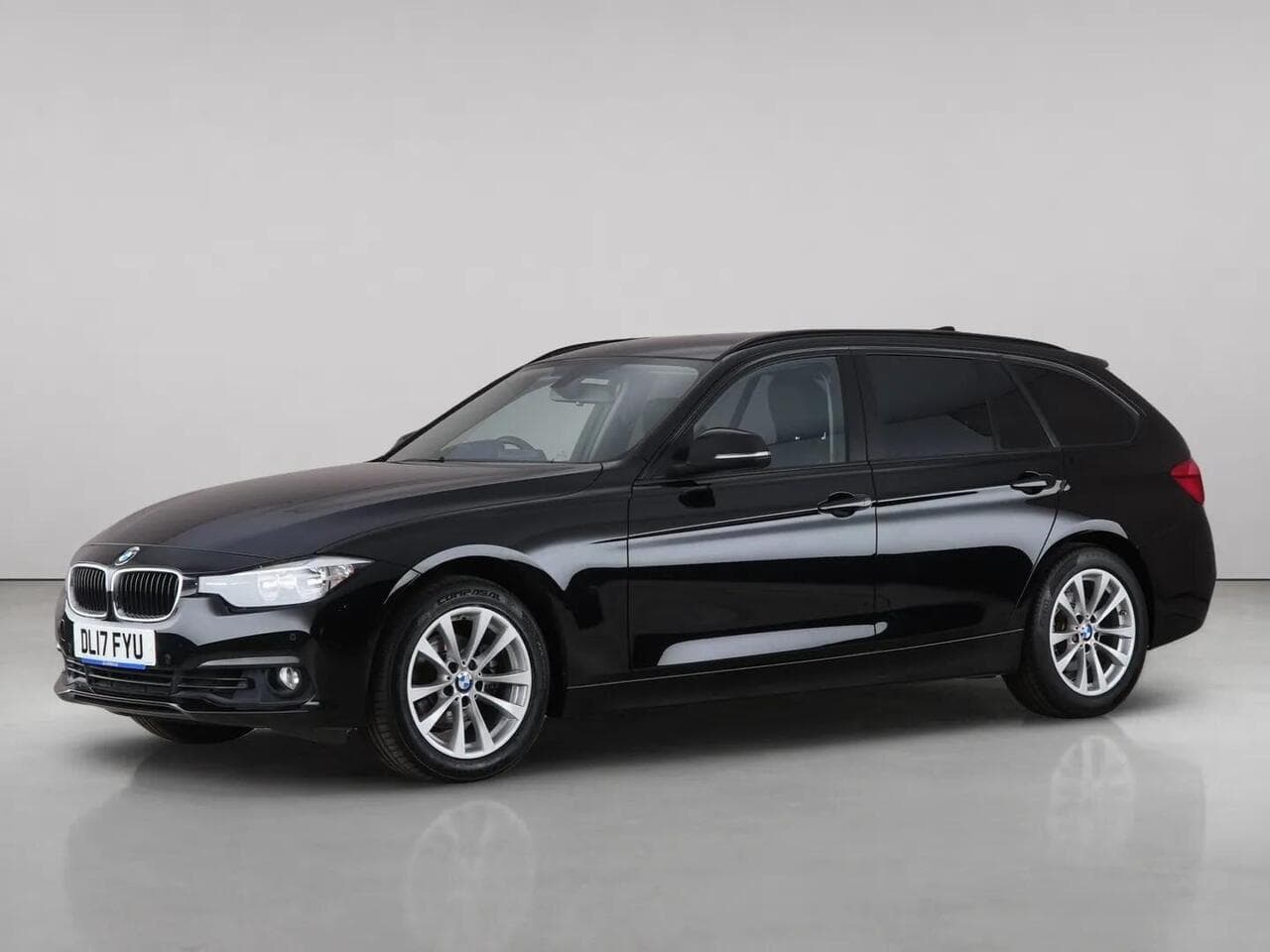 BMW 3 Series thumbnail Front Left