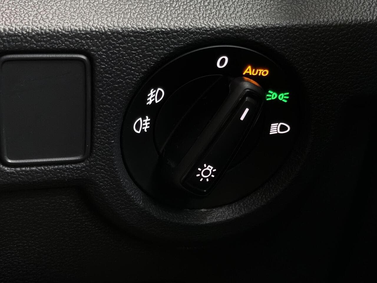 Volkswagen T-Cross thumbnail Misc Controls