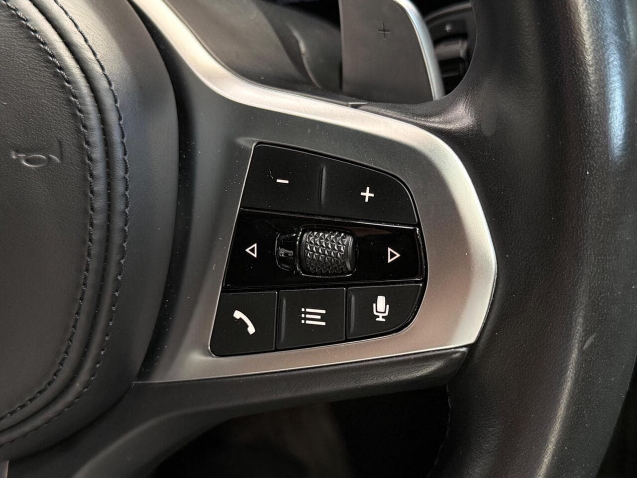BMW 4 Series thumbnail Misc Controls
