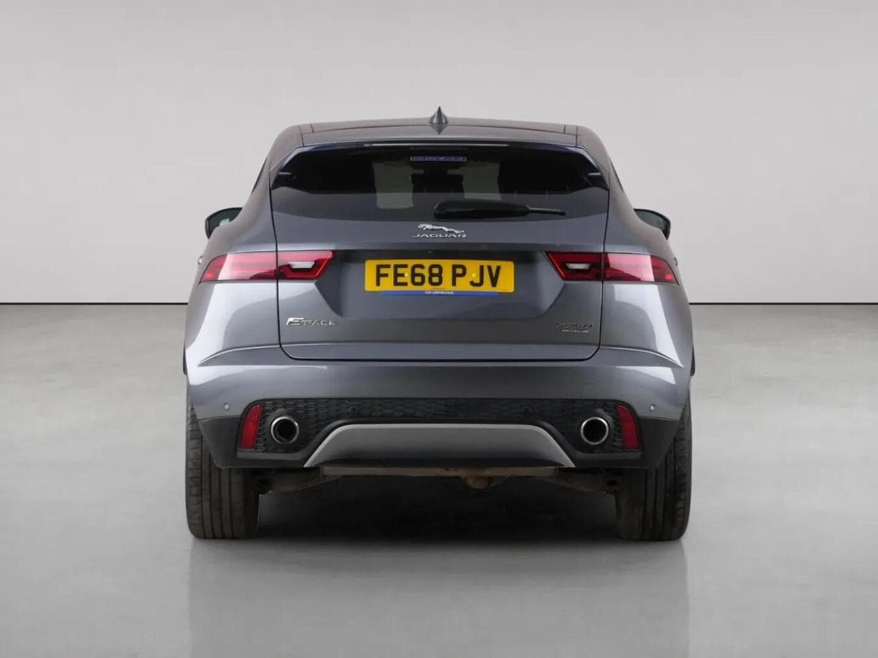 Jaguar E-PACE thumbnail Rear