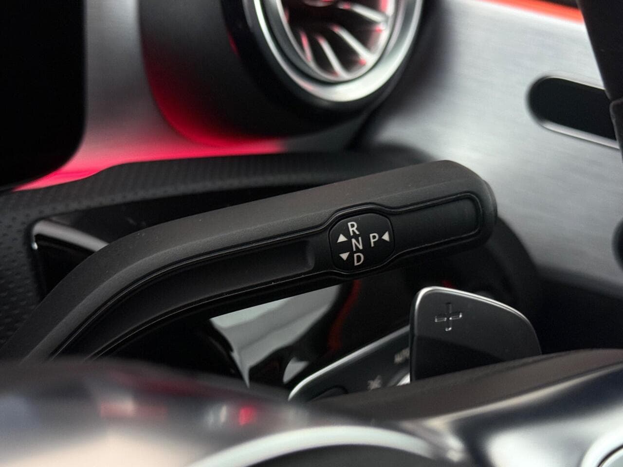 Mercedes-Benz A Class thumbnail Misc Controls