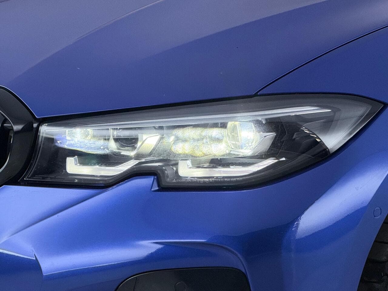 BMW 3 Series thumbnail Lights Front