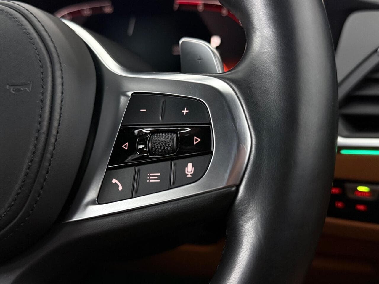 BMW 3 Series thumbnail Misc Controls
