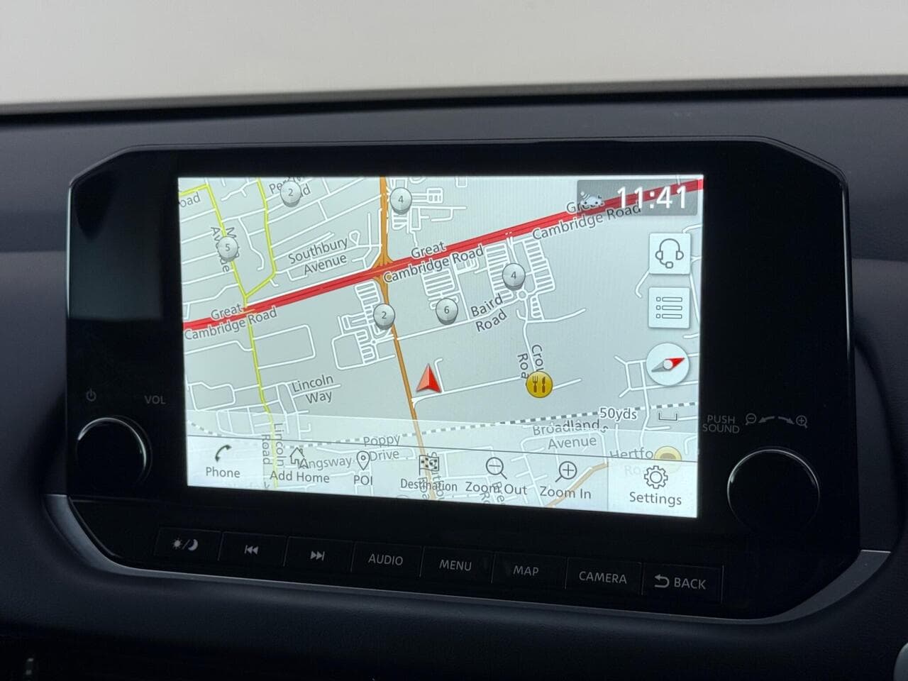 Nissan Qashqai thumbnail Infotainment System
