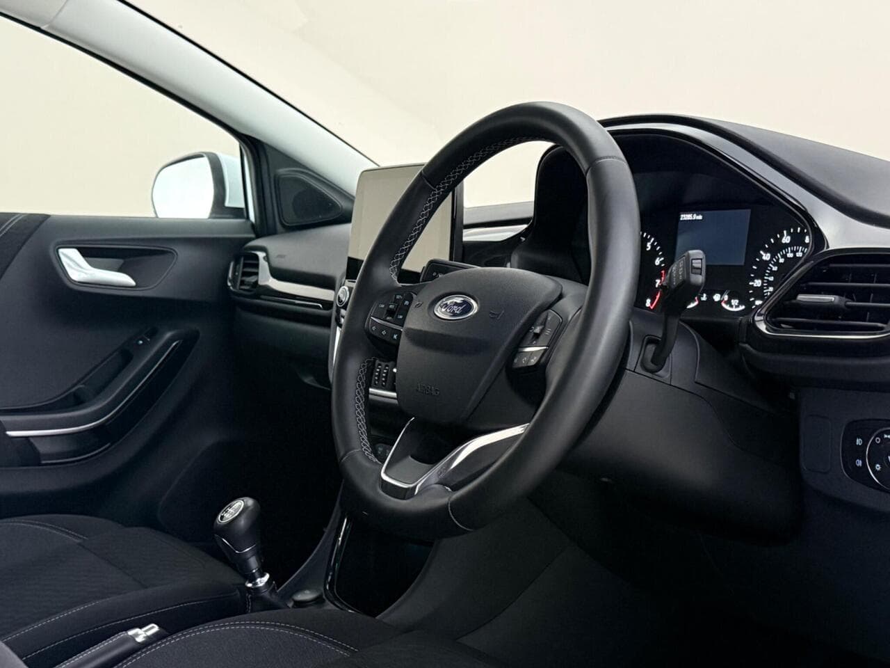 Ford Puma thumbnail Interior Front
