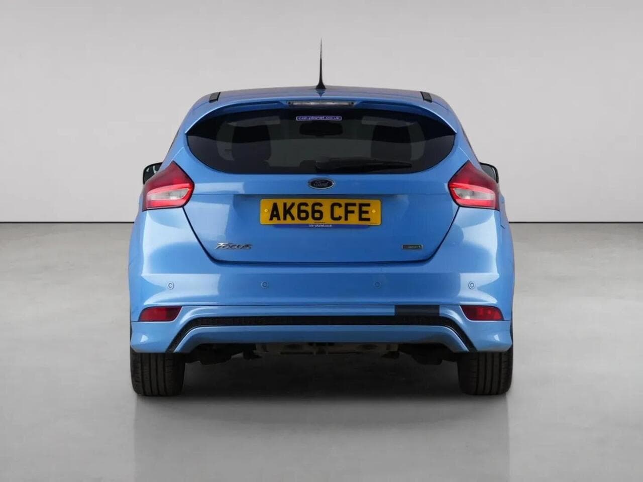 Ford Focus thumbnail Rear