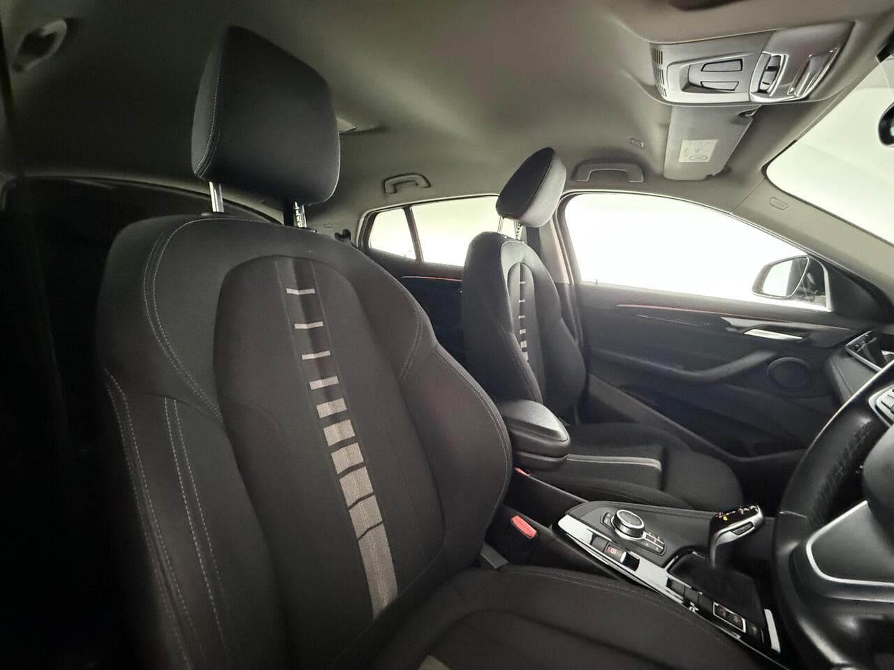 BMW X2 thumbnail Seat Driver