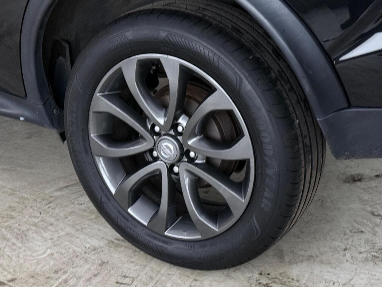 Nissan Juke thumbnail Wheel