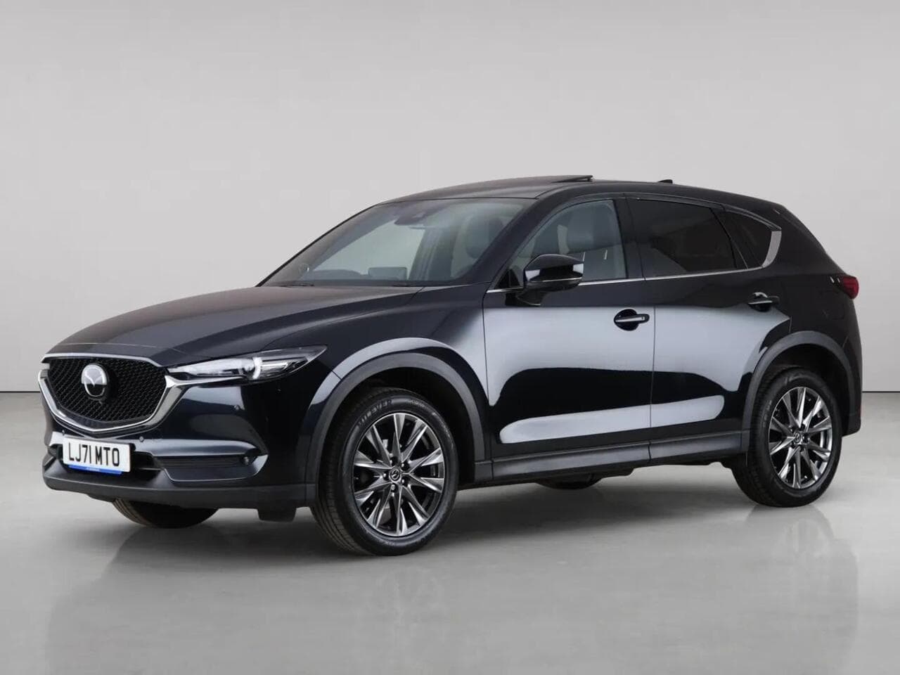 Mazda CX-5 thumbnail Front Left